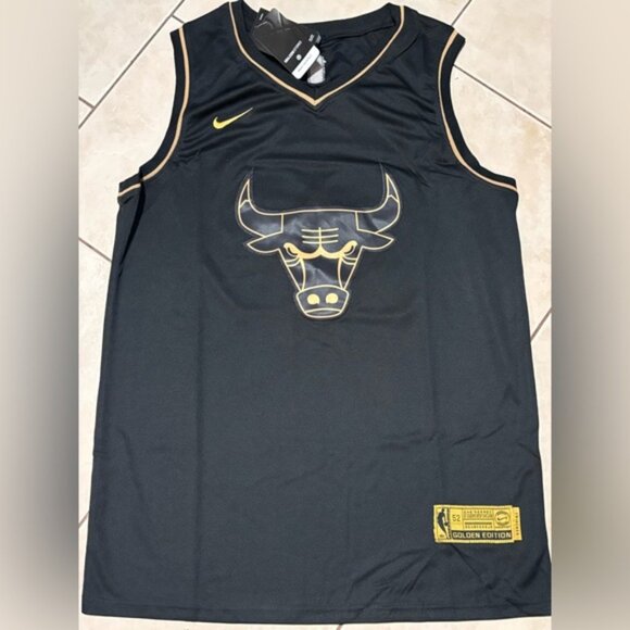 Chicago Bulls Michael Jordan # 23 Jersey Black/Gold , Unisex - Picture 7 of 12